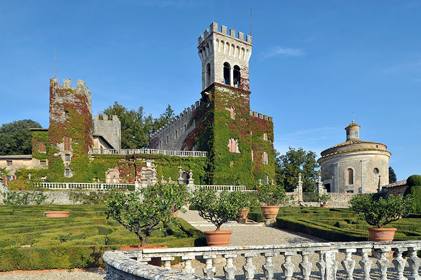 wedding siena tuscany castle