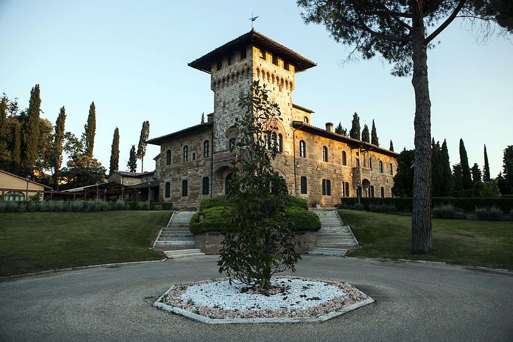 castle tuscany wedding venues
